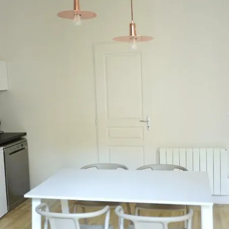Cosy Apartment Ideally Located In The Old Town Lione Esterno foto